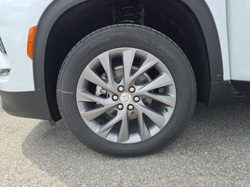 New 2026 Buick Enclave Preferred w/ Power Package FWD image 31