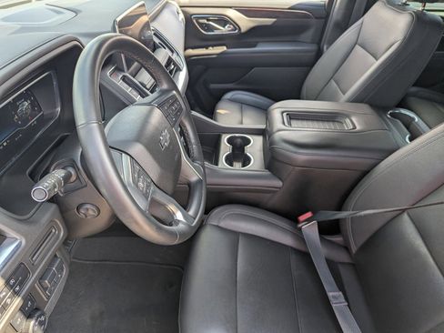 Used 2023 Chevrolet Tahoe Z71 w/ Luxury Package image 23