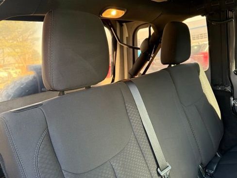 Used 2017 Jeep Wrangler Unlimited Sport w/ Quick Order Package 24S image 29