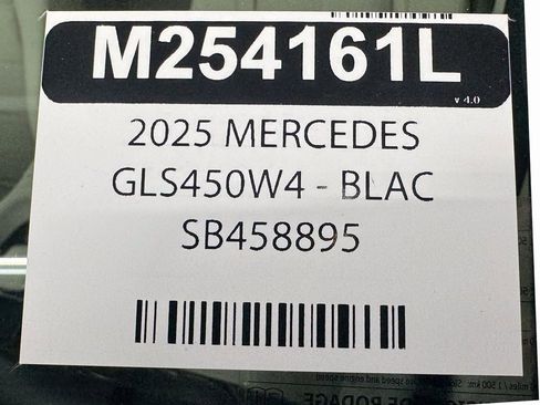 Certified 2025 Mercedes-Benz GLS 450 4MATIC image 38