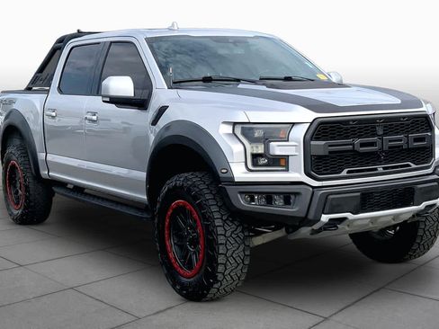 Certified 2019 Ford F150 Raptor w/ Equipment Group 802A Luxury AWD/4WD image 3