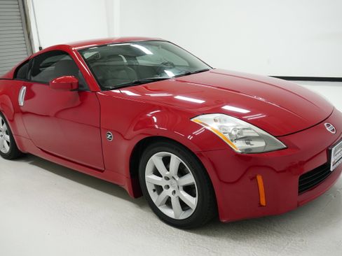 Used 2003 Nissan 350Z Touring image 3