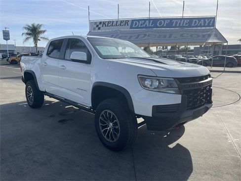 Used 2022 Chevrolet Colorado ZR2 image 2