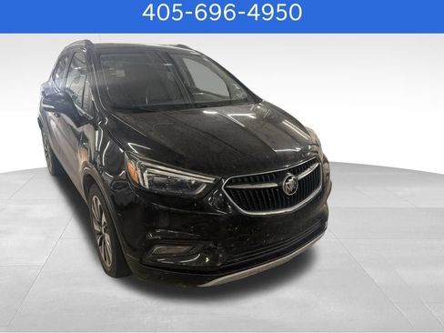 Used 2019 Buick Encore Essence FWD image 2