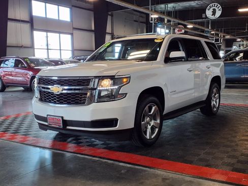 Used 2016 Chevrolet Tahoe LT AWD/4WD image 3