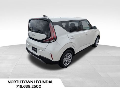 Used 2023 Kia Soul LX FWD image 12