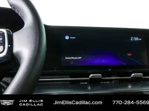 Used 2022 Kia Carnival SX Prestige image 13