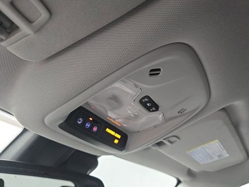 Used 2023 Chevrolet TrailBlazer LT w/ Convenience Package image 44