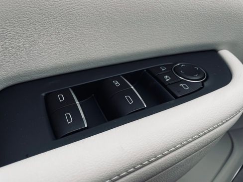 New 2026 Buick Enclave Avenir w/ Super Cruise Package image 19