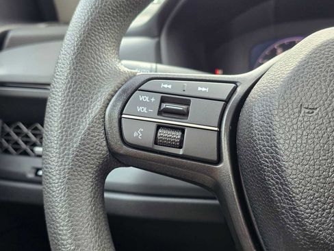 Certified 2024 Honda Accord EX image 35