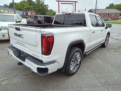 Used 2023 GMC Sierra 1500 Denali Ultimate AWD/4WD image 9