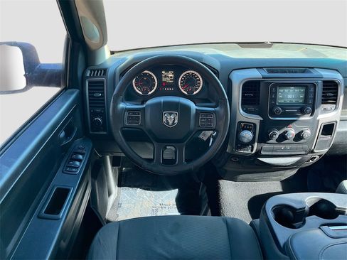 Used 2018 RAM 1500 Express w/ Express Value Package image 21