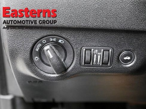 Used 2022 Dodge Charger SXT image 21