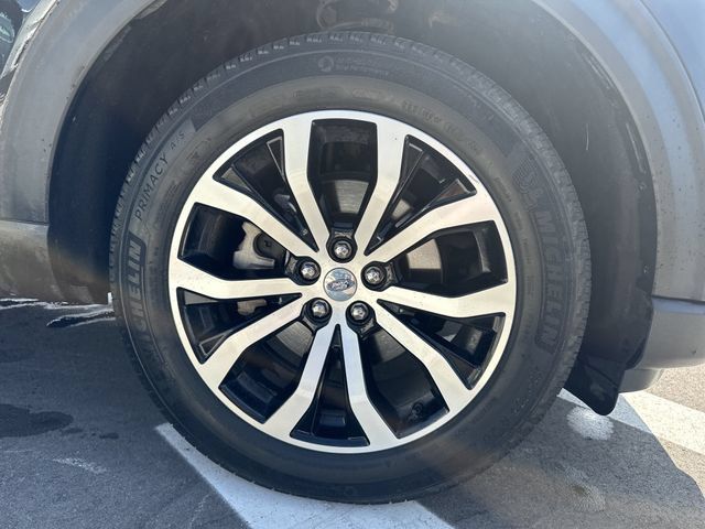Certified 2025 Ford Explorer ST-Line AWD/4WD image 12