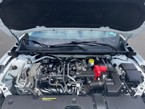 Used 2025 Nissan Sentra S FWD image 37