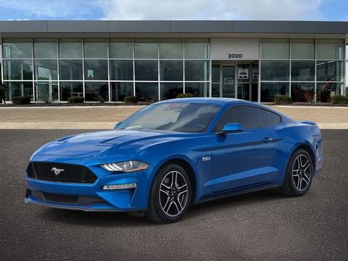 Used 2021 Ford Mustang GT Premium image 3