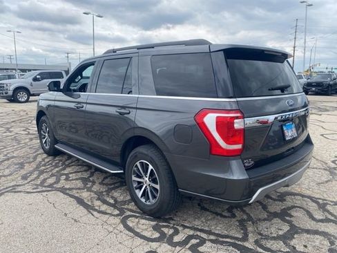 Used 2020 Ford Expedition XLT w/ Equipment Group 202A AWD/4WD image 5