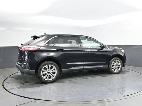 Used 2024 Ford Edge Titanium AWD/4WD image 2