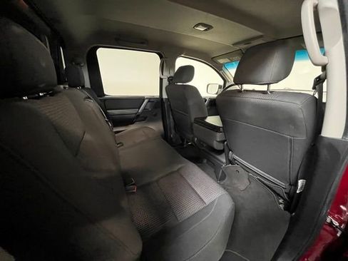 Used 2009 Nissan Titan SE w/ SE Drivers Convenience Pkg RWD image 12