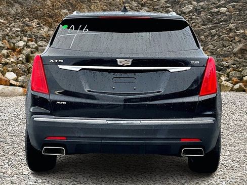 Used 2017 Cadillac XT5 Luxury w/ Driver Awareness Package image 4