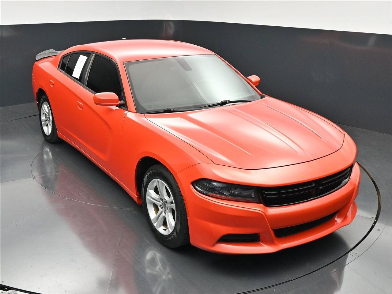 Used 2018 Dodge Charger SXT RWD image 21