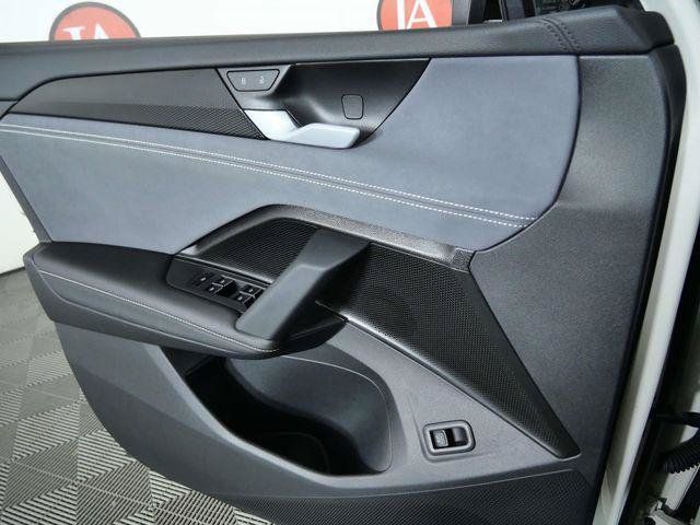 Used 2025 Volkswagen Tiguan SE R-Line AWD/4WD image 19