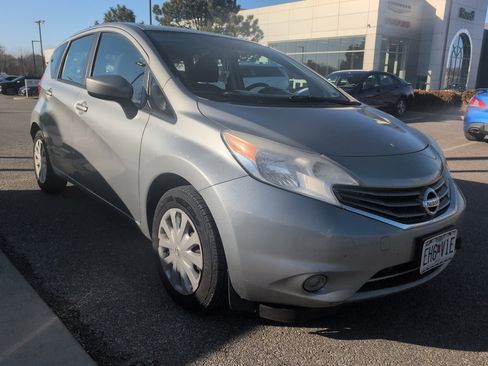 Used 2015 Nissan Versa Note SV image 6