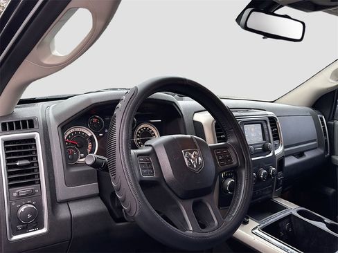 Used 2013 RAM 1500 Classic SLT w/ Lone Star Equipment Group image 9