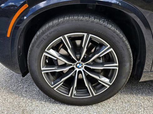 Used 2026 BMW X5 xDrive40i w/ M Sport Package AWD/4WD image 11
