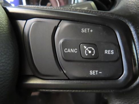 Used 2021 Jeep Wrangler Sport AWD/4WD image 19