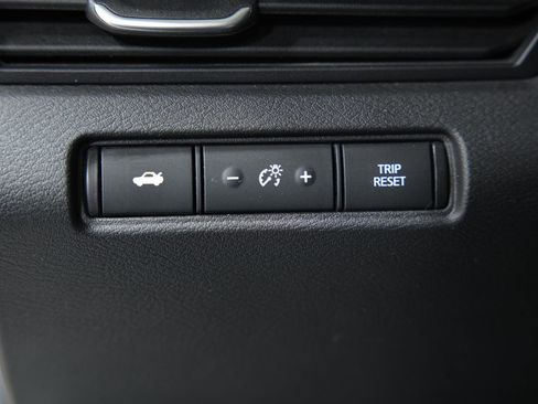 Used 2024 Nissan Altima 2.5 SV image 25