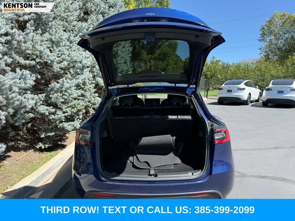 Used 2023 Tesla Model Y Long Range AWD/4WD image 33