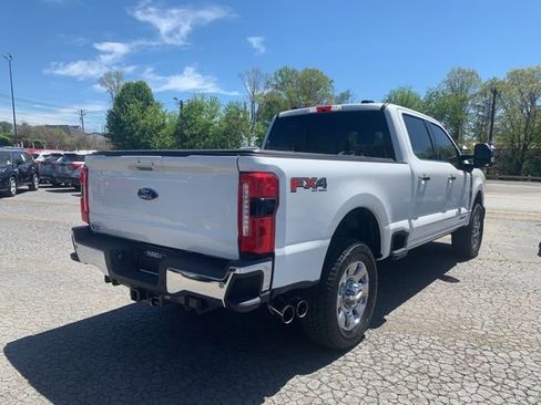 Certified 2025 Ford F350 Lariat w/ Lariat Ultimate Package AWD/4WD image 10