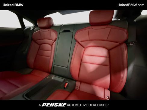 Used 2022 Porsche Taycan image 13