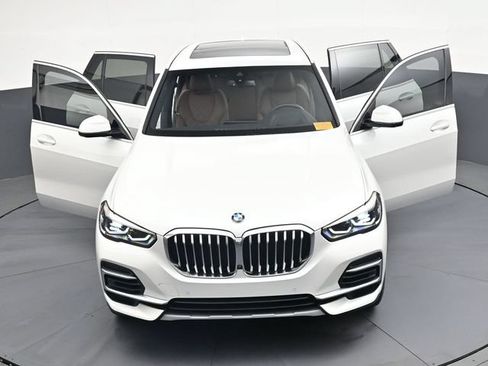 Used 2023 BMW X5 xDrive40i w/ Premium Package AWD/4WD image 44