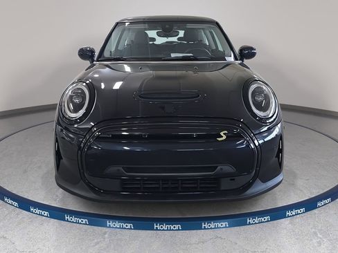 Used 2024 MINI Cooper SE image 3