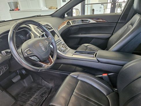 Used 2020 Lincoln MKZ Reserve w/ Monochromatic Package AWD/4WD image 8