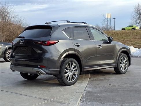 New 2025 MAZDA CX-5 Signature image 7