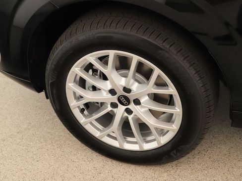 New 2026 Audi Q3 quattro 2.0T AWD/4WD image 30