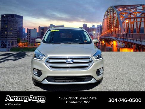 Used 2017 Ford Escape Titanium AWD/4WD image 8