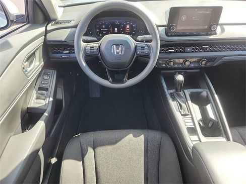 Used 2024 Honda Accord EX image 11