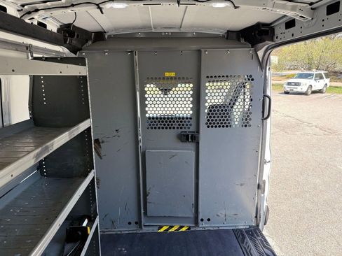 Used 2020 Ford Transit 250 Medium Roof image 32