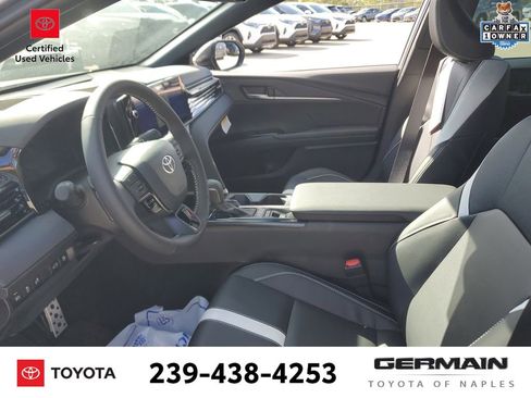 Used 2026 Toyota Camry SE w/ Multimedia Upgrade Package FWD image 20