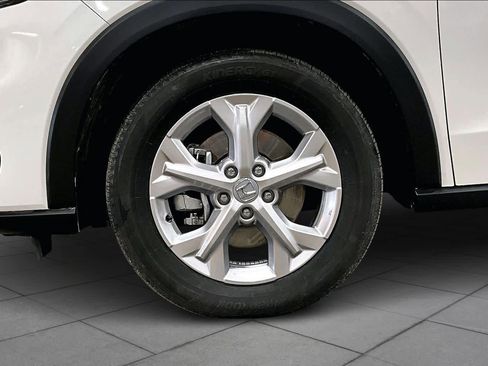 Used 2025 Honda HR-V LX image 11