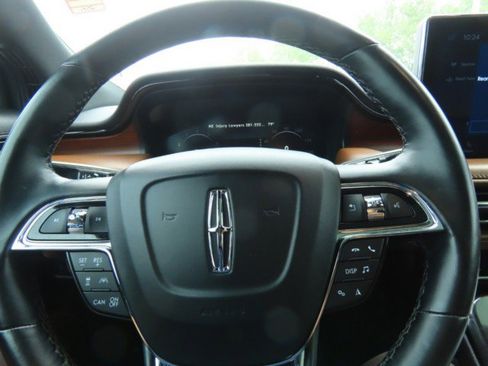 Certified 2023 Lincoln Nautilus Reserve w/ Equipment Group 202A AWD/4WD image 27