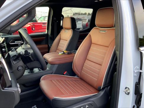 Used 2026 GMC Sierra 1500 Denali Ultimate image 7