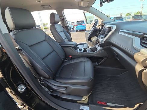 Used 2023 GMC Acadia SLT w/ LPO, Floor Liner Package AWD/4WD image 37
