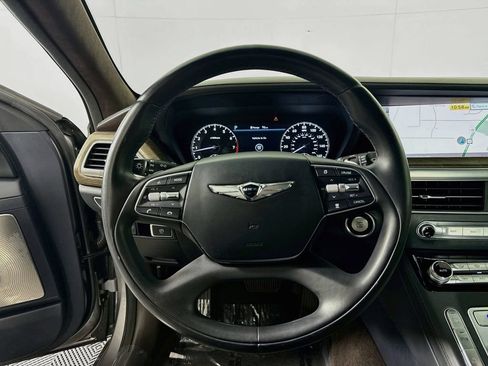 Used 2020 Genesis G90 3.3T Premium RWD image 11