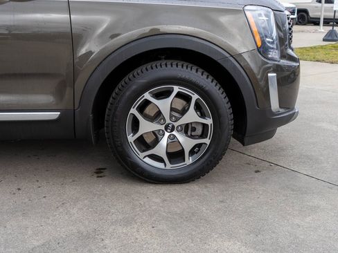Used 2020 Kia Telluride EX w/ Towing Package image 38