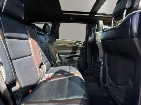 Used 2015 Jeep Grand Cherokee Overland image 16